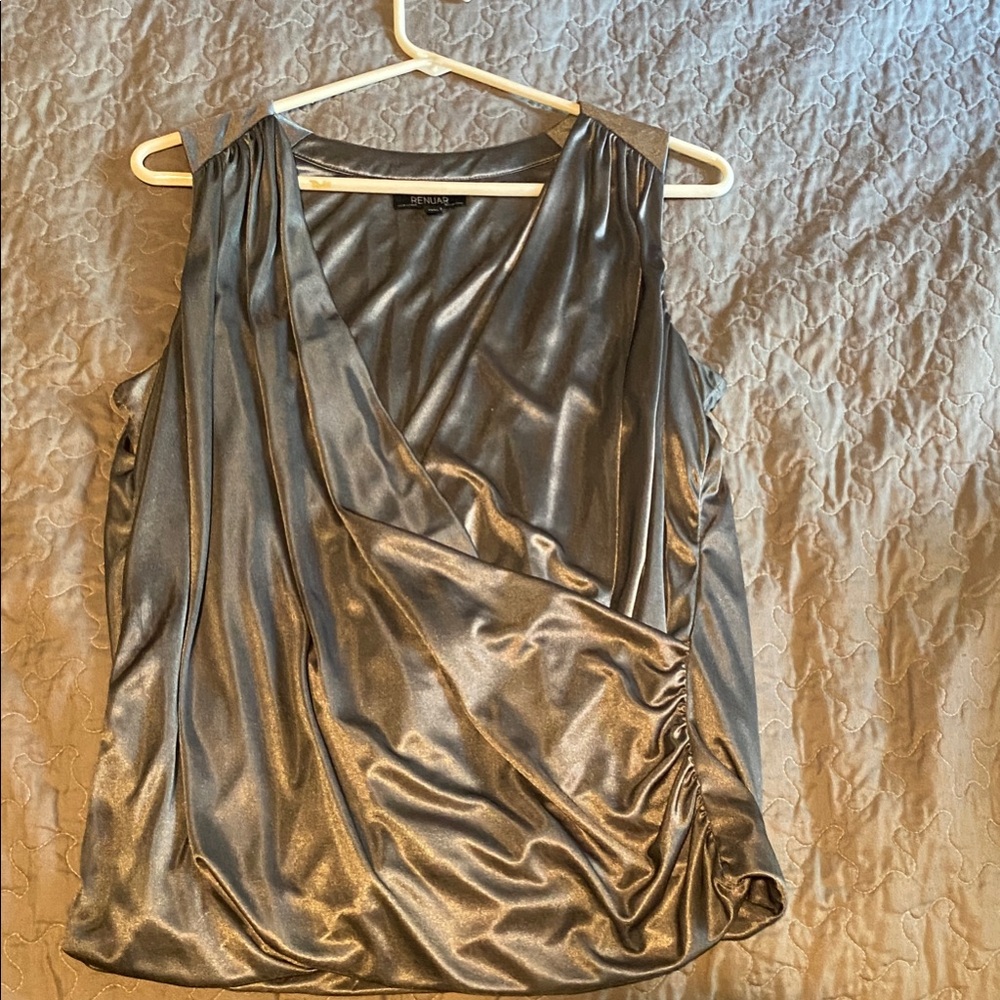Renuar Metallic Gray Sleeveless Blouse